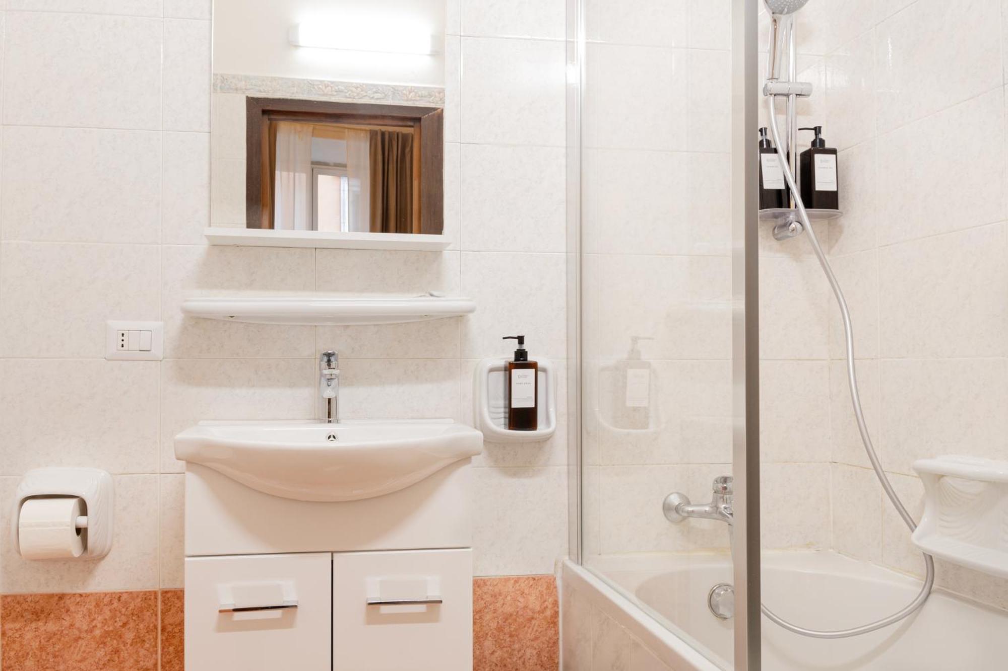 Hotel Domus Ρώμη Εξωτερικό φωτογραφία